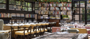 Al fresco dining in Rome