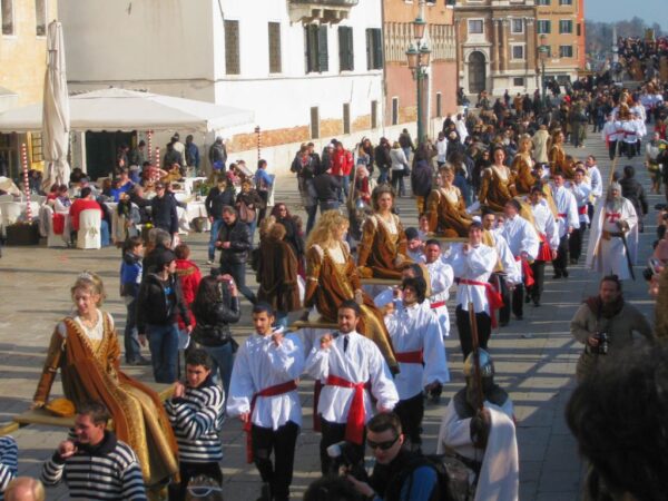 parade of the festa della marie