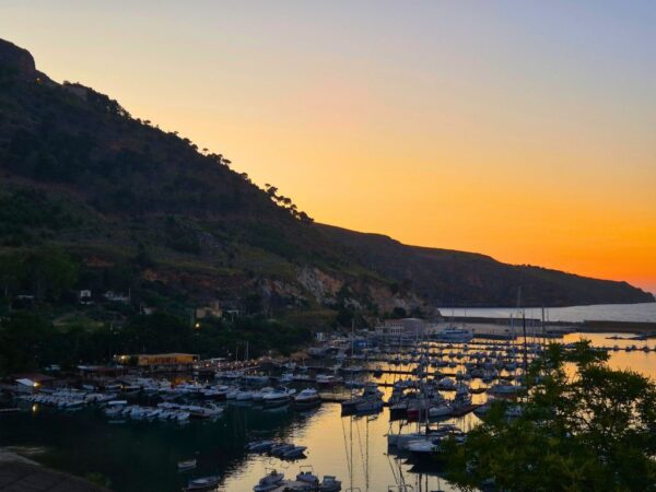 discover sicily sunset over marina of castellammare del golfo