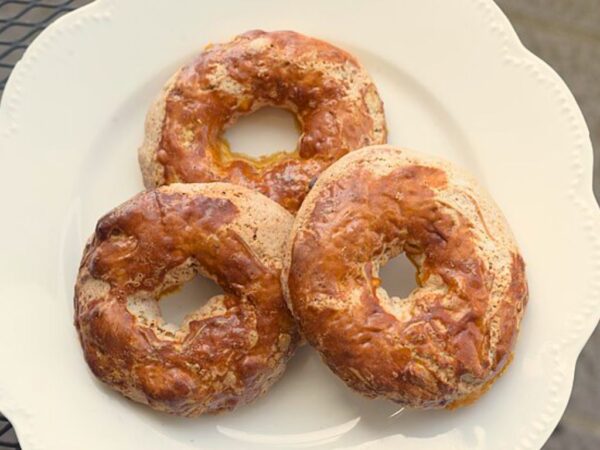 neapolitan roccoco round cookies on a plate