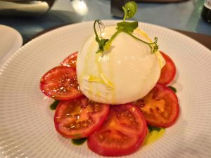 italian summer dishes caprese salad