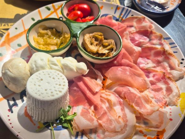 plate of local cured meats, cheeses and vegetables in the cilento region